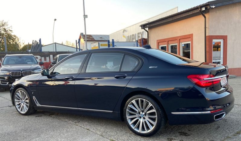 BMW SERIA 7 740 E-xDrive- PLUG-IN HIBRID – 112000KM – 2019- GARANTIE 12LUNI/20000KM -POSIBILITATE LEASING DOB. ANUALA 3.99% full