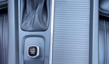 VOLVO XC60 D4 AWD Geartronic – MOMENTUM – 2018 – 143000KM – GARANTIE 12LUNI/20000 KM – POSIBILITATEA DE LEASING CU DOBANDA ANUALA DE 3.75%+EURIBOR full