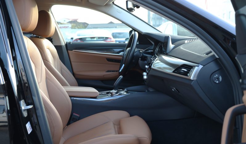 BMW SERIA 5 530E – PLUG-IN HYBRID -126000KM-2019-GARANTIE 12LUNI/20000KM – POSIBILITATE LEASING DOBANDA ANUALA FIXA DE 6.79% PE TOATA PERIOADA CONTRACTULUI PRIN IMPULS LEASING full